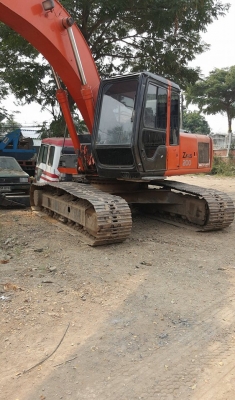 เบคโฮ PC200 เบคโฮ PC200