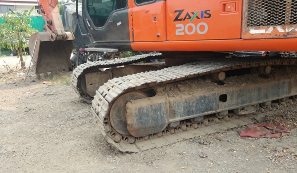 เบคโฮ PC200 เบคโฮ PC200