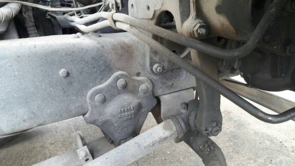 รถฮีโน่ 10 ล้อ ตู้เย็น FL1J  210 แรงม้า. ปี 42.    สนใจติดต่อ  081 - 6079515