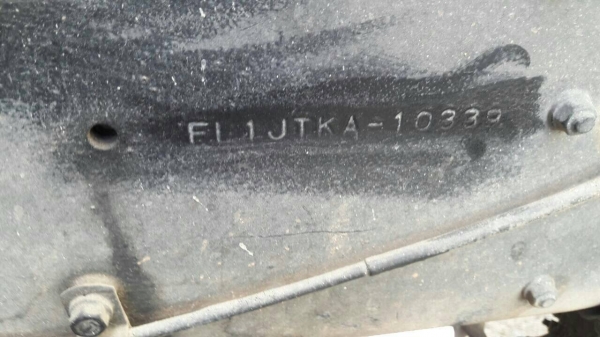 รถฮีโน่ 10 ล้อ ตู้เย็น FL1J  210 แรงม้า. ปี 42.    สนใจติดต่อ  081 - 6079515