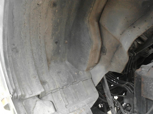 รถฮีโน่ 10 ล้อ ตู้เย็น FL1J  210 แรงม้า. ปี 42.    สนใจติดต่อ  081 - 6079515