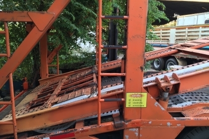 ขาย ที่บรรทุกรถยาว7.2เมตรพร้อมระบบไฮโดรลิก บรรทุกได้ 3-4คันไว้ใส่กับรถ6ล้อยาว7.2เมตร พร้อมใช้งาน ระบบไฮโดรไม่มีปัญหา 98,000 090-9920299