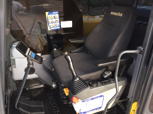 ขาย KOMATSU PC200-8 อายุรถ 2ปีกว่า 4000 กว่าชั่วโมง รถสวยมากๆ ใช้งานน้อย ขอรูปเพิ่มเติมได้ครับ ติดต่อเจ้าของโดยตรง 081-4283210