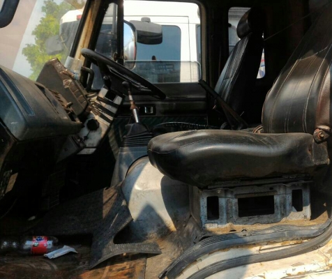 สิบล้อ อีซูซุ ร็อค185โบว์ เพาเดียว บรรทุกถังน้ำมัน 16,000ลิตร อุปกรณ็ ครบ (ทำเป็นรถบรรทุกน้ำเหมาะมากๆ) สภาพดีสวยเดิมๆใช้งานประจำ ทะเบีบนพร้อมโอน