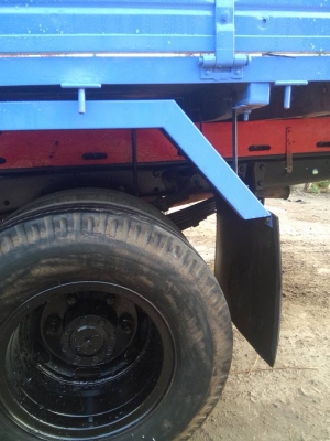 ขายหกล้อNPR115ตัวแรก เครื่อง4BD1ยาว4.30เมตรพร้อมคอกเหล็ก หน้า5น๊อต หลัง6น็อตเฟืองท้ายใหญ่ คัสซีสวย เครื่องเกียเฟืองท้ายไม่มีหอน เปลี่ยนหัวกาตูนงามๆ พร้อมใช้ ทะเบียนพร้อมโอน กระจกไฟฟ้า