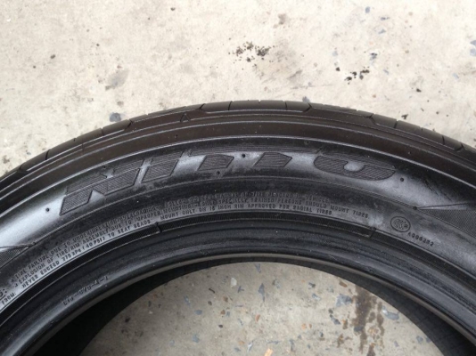 ยาง NITTO 205-55-16 ปี 12 ครบชุด 4 เส้น 2500  ไม่ควรพลาด สภาพสวยๆไม่บวมดอกยางเหลือเยอะเอาไปวิ่งกันใด้อีกยาวค่ะ