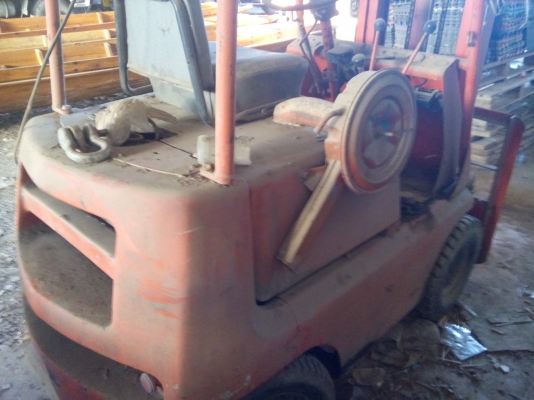 รถฟอร์ดลิฟ  1 ตัน  พร้อมใช้งาน