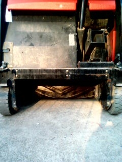 ขายถูกรถกวาดพื้นถนนดูดฝุ่นอัตโนมัติ มือสอง