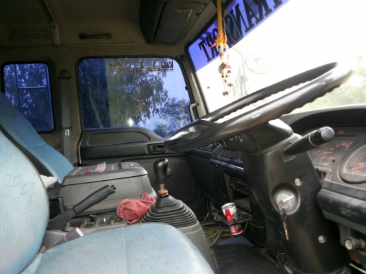 รถบรรทุก ISUZU 6 ล้อยาว. 7 เมตร 20 เครื่อง 200 แรง. คอกเหล็กสูง.  ปื  51 ราคา 830,000 บ. รถอยู่ปทุมธานี