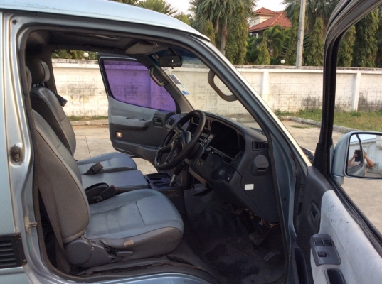 ขายรถตู้ Toyota Super Custom ปี97 เครื่อง 1JZหัวฉีด 2.5 เกียร์ออโต้ ติดแก๊สLPG ไฟฟ้าทั้งคัน เบาะหน้งสวยๆ มูนรูฟ/ซันรูฟไฟฟ้า ระบบไฟฟ้าใช้ได้หมด แอร์หน้า-หลังเย็นฉ่ำ ตัวถังเดิมสีตามสภาพ รถขับดีครับ ตัวcustom แท้ๆครับ ช่วงล่างคอยสปริงนิ่มนวล พร้อมใช้ ภาษี59