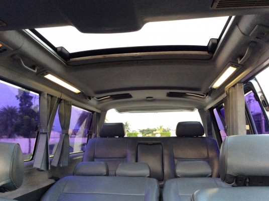 ขายรถตู้ Toyota Super Custom ปี97 เครื่อง 1JZหัวฉีด 2.5 เกียร์ออโต้ ติดแก๊สLPG ไฟฟ้าทั้งคัน เบาะหน้งสวยๆ มูนรูฟ/ซันรูฟไฟฟ้า ระบบไฟฟ้าใช้ได้หมด แอร์หน้า-หลังเย็นฉ่ำ ตัวถังเดิมสีตามสภาพ รถขับดีครับ ตัวcustom แท้ๆครับ ช่วงล่างคอยสปริงนิ่มนวล พร้อมใช้ ภาษี59