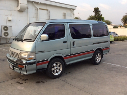 ขายรถตู้ Toyota Super Custom ปี97 เครื่อง 1JZหัวฉีด 2.5 เกียร์ออโต้ ติดแก๊สLPG ไฟฟ้าทั้งคัน เบาะหน้งสวยๆ มูนรูฟ/ซันรูฟไฟฟ้า ระบบไฟฟ้าใช้ได้หมด แอร์หน้า-หลังเย็นฉ่ำ ตัวถังเดิมสีตามสภาพ รถขับดีครับ ตัวcustom แท้ๆครับ ช่วงล่างคอยสปริงนิ่มนวล พร้อมใช้ ภาษี59