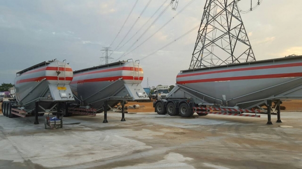 หางกล้วยหอม.อู่ ชาญนคร.ถุงลมยกล้อ.ได้.รถจดทะเบียน สิงหาคม.57.มี3