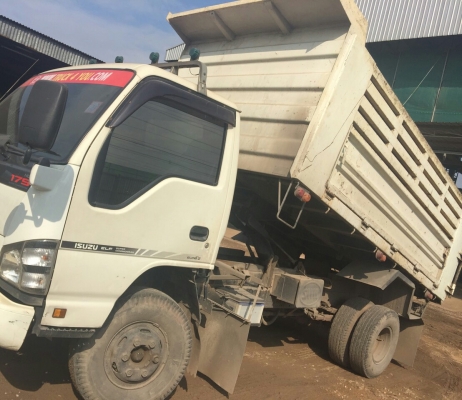 หกล้อ อีซูซุ NQR175ดั้มสามมิต5คิว สภาพดีสวยบางเดิม พร้อมใช้งาน ทะเบียนพร้อมโอน