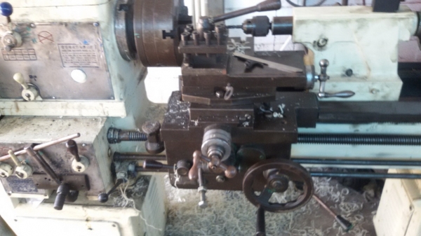 ขายเครื่องกลึงchin fong  5ฟุต