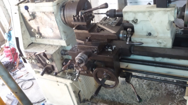 ขายเครื่องกลึงchin fong  5ฟุต
