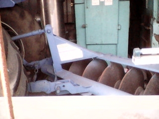 ขาย 6640 4&times;4คาราโล่รถเก่านอกใช้น้อย ดันหน้า+ผาน7