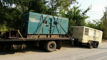 ขาย เครื่องปั๊มลม ขนาดใหญ่ DENYO DIS -685SB เครื่องยนต์ดีเซล พร้อมใช้งาน  มือสองเก่าญี่ปุ่น