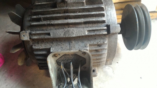 ขายมอเตอร์ ขนาด 7.5 HP 380v ขายมอเตอร์ ขนาด 7.5 HP 380v