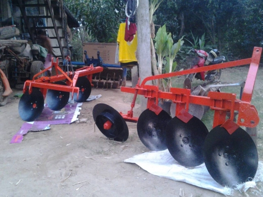 ผานบุก3ใบสวยๆเดิมลูกปืนใหม่ใบผานใหม่และของยังมีอีกหลายพวงครับ