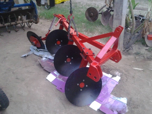 ผานบุก3ใบสวยๆเดิมลูกปืนใหม่ใบผานใหม่และของยังมีอีกหลายพวงครับ