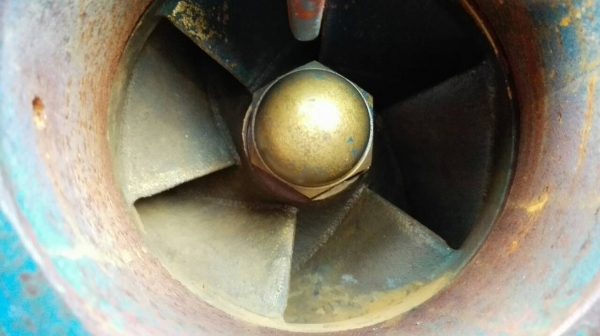 ==== SOLD ==== ปั้มน้ำ POLO ใบพัดทองเหลือง หน้า 4"- 3" มอเตอร์ Mitsu 7.5 HP. 380V. ของใหม่แค่ลอง มี 2 ชุด