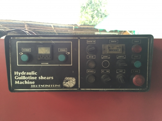 ขายเครื่องตัดเหล็ก10ฟุตตัดได้4.5มิลมีแบคเก็ตปรับระยะได้ของชัยชนะกลของไทยพร้อมใช้ครับ