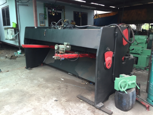 ขายเครื่องตัดเหล็ก10ฟุตตัดได้4.5มิลมีแบคเก็ตปรับระยะได้ของชัยชนะกลของไทยพร้อมใช้ครับ