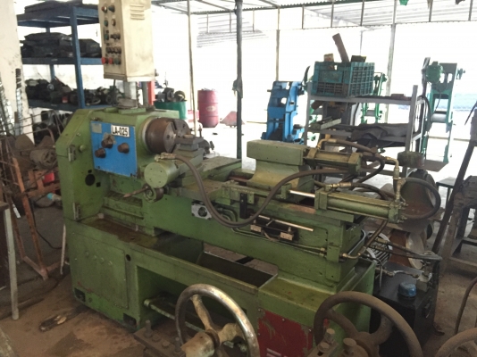 ขายเครื่องกลึง5ฟุตครึ่งระบบไฮโดรลิคมีเบรคปาดหน้าได้ปอกผิวได้เจาะได้