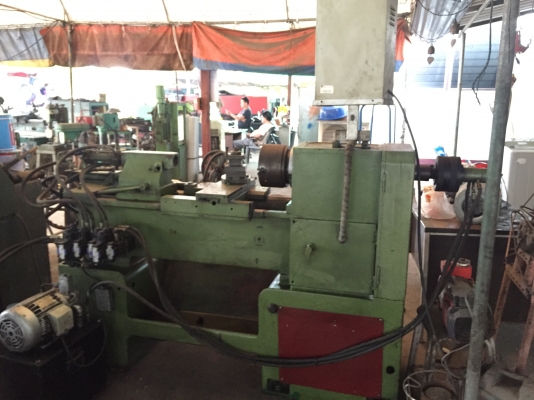 ขายเครื่องกลึง5ฟุตครึ่งระบบไฮโดรลิคมีเบรคปาดหน้าได้ปอกผิวได้เจาะได้