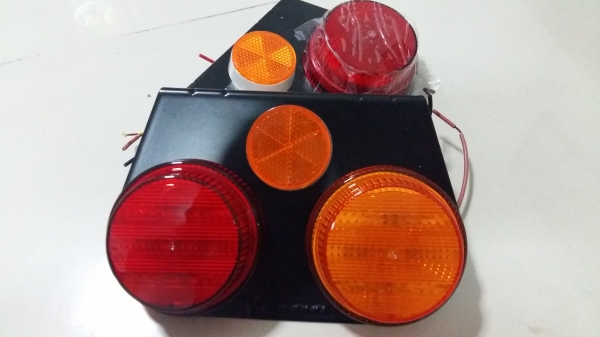 ไฟท้ายเทรนเลอร์LED