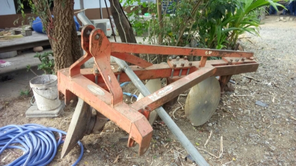 ขายรถไถ KUBOTA-M704.เล่มทะเบียน 2 เพลา อุปกรณ์ครบ ราคา.470000 ต่อรอง