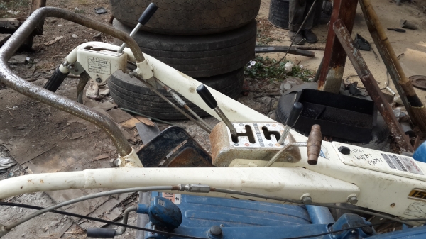 ขายรถไถพรวน ยี่ห้อ ISEK