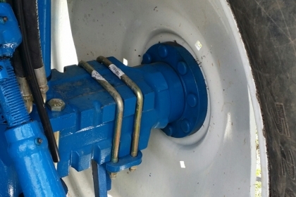 ขายรถไถฟอร์ดใหญ่ 8210 ขับเคลื่อน 4 ล้อ มีตู้เก๋ง ทะเบียนพร้อม แอร์ใหม่ ขายรถไถฟอร์ดใหญ่ 8210 ขับเคลื่อน 4 ล้อ มีตู้เก๋ง ทะเบียนพร้อม แอร์ใหม่