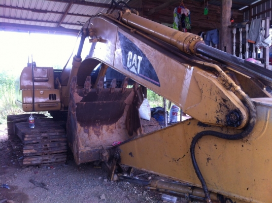 งานวิ่งดิน ขุดขน มี 2สัญญาจ้าง