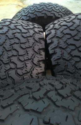 หมื่นสองแปดร้อย BF All 265/75/16 ปี 12