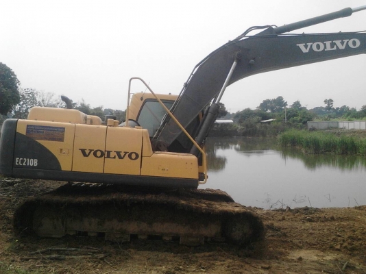 ขายครับ VOLVO EC 210 Bครับ 5502ชั่วโมง พร้อมใช้งานครับ