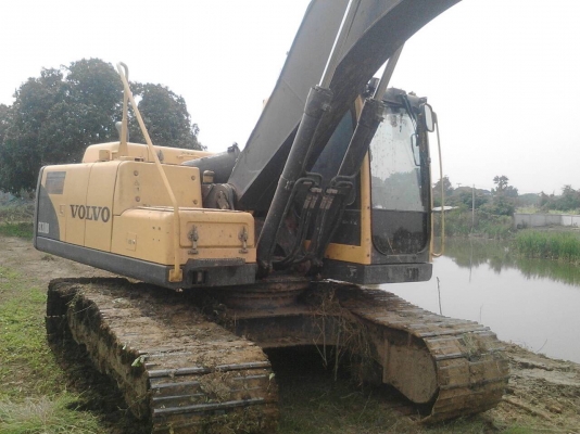 ขายครับ VOLVO EC 210 Bครับ 5502ชั่วโมง พร้อมใช้งานครับ