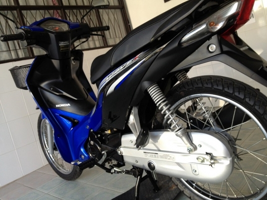Wave110i โฉมใหม่ล่าสุด สต๊าดเท้า วิ่ง7000 รถ10เดือน ปี58 (ของแถม 4 รายการ)