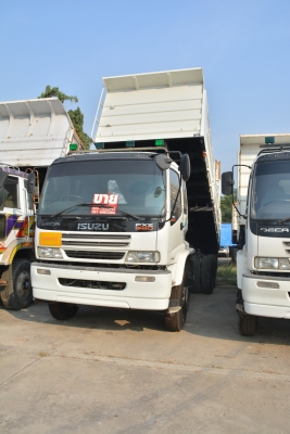 ISUZU DECA 320 hp กระบะดั้มสามมิตร เครื่องดำ