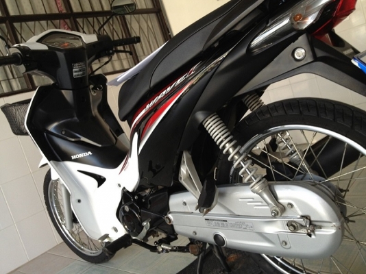 Wave110i สต๊าดมือ วิ่ง9000 ปี57 (ของแถม 4 รายการ)