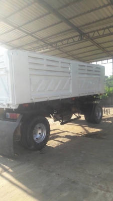 ขายหางพ่วง สามมิต  2  เพลา.  ปี 53.    สนใจติดต่อ  081 - 6079515