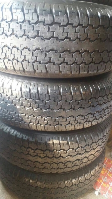 ยาง bridgestone 245 70 46  ปี 14 ชุดล่ะ 8500