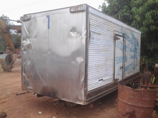 ISUZU NKR ตู้น้ำแข็งเปียก 2บานครับ ยาว 4.30 กว้าง1.95 คัชีกว้าง 70ซม. สแตนเลสทั้งใบ ถอดจาก nkr หัวการ์ตูน