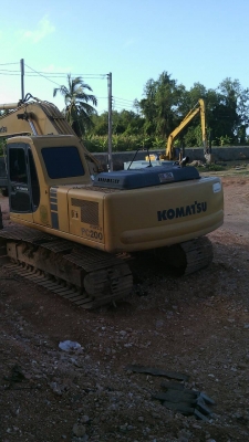 ขายแม๊กโค. Pc200-6 เอกสารเล่มทะเบียน สวยพร้อมใช้งานได้เลย