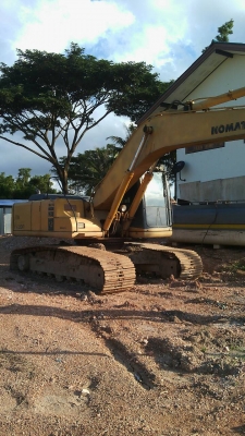 ขายแม๊กโค. Pc200-6 เอกสารเล่มทะเบียน สวยพร้อมใช้งานได้เลย