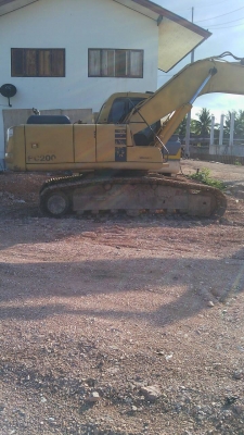 ขายแม๊กโค. Pc200-6 เอกสารเล่มทะเบียน สวยพร้อมใช้งานได้เลย