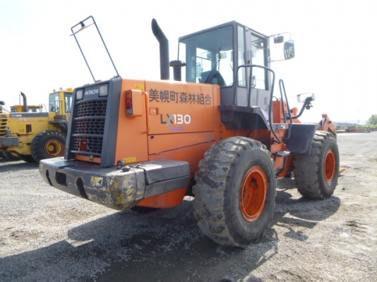 ขายรถตัก HITACHI LX130-7