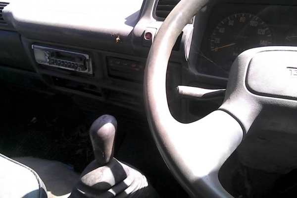 ขายหัวเก๋ง nkr มีผุแต่ไม่เยอะ 33,000 บาท 0892095791 บอย