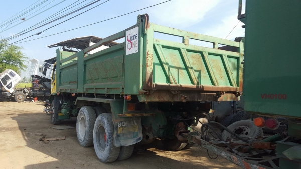 ISUZU DECA320 EURO2 ปี48 แม่-ลูก ISUZU DECA320 EURO2 ปี48 แม่-ลูก